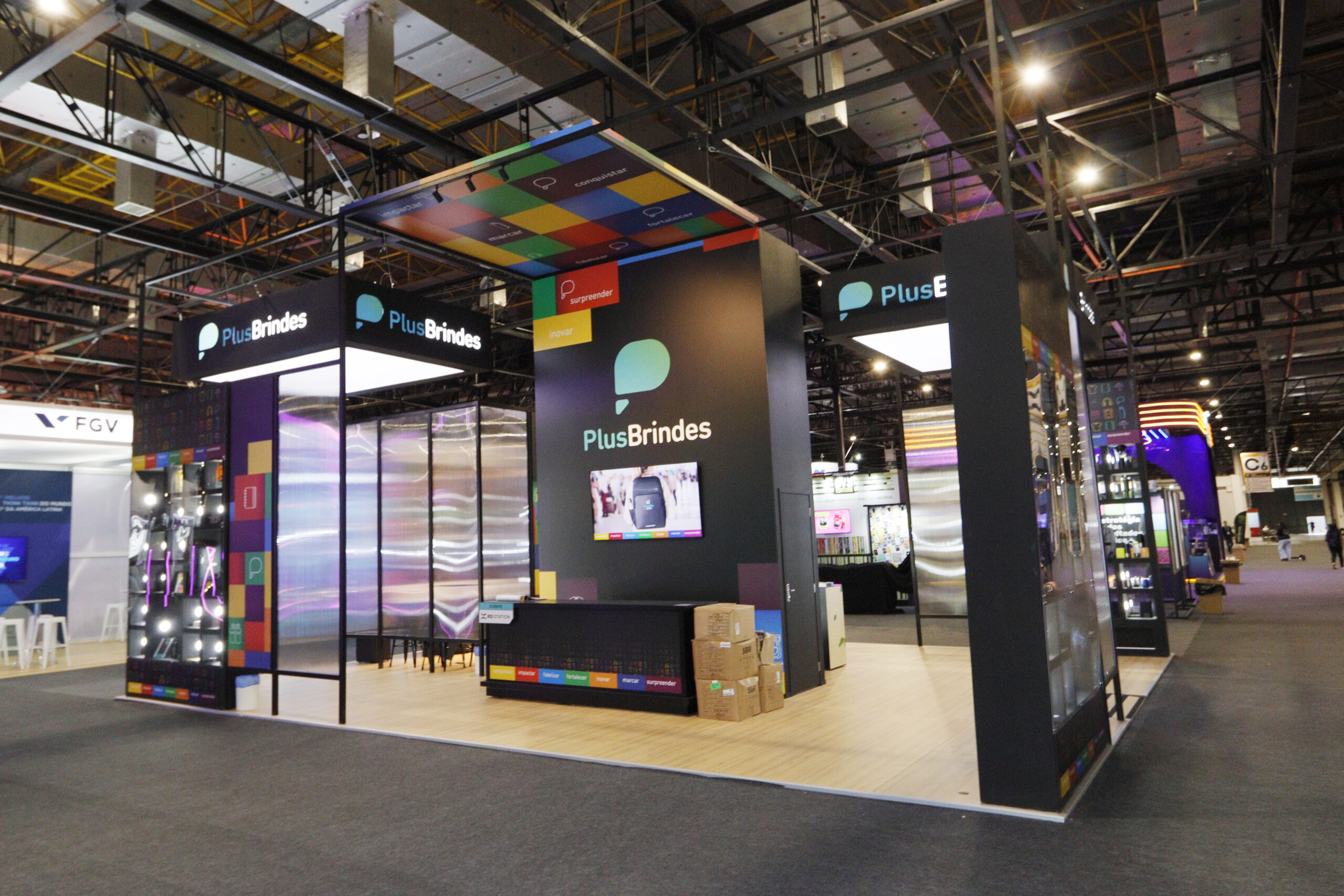 RD SUMMIT-PLUS BRINDES